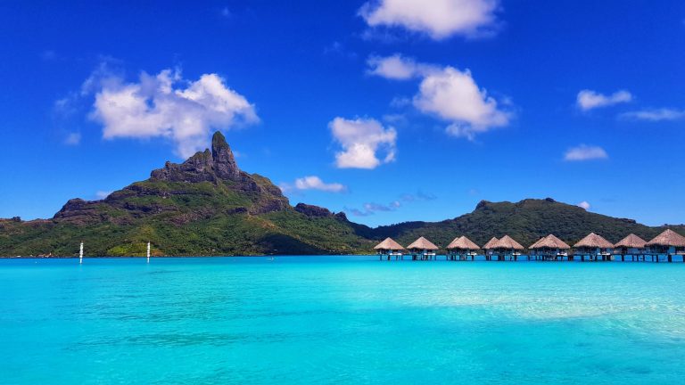 is fiji cheaper than bora bora