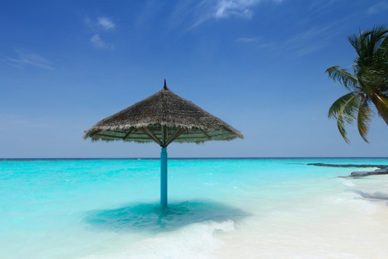 is vanuatu cheaper than fiji
